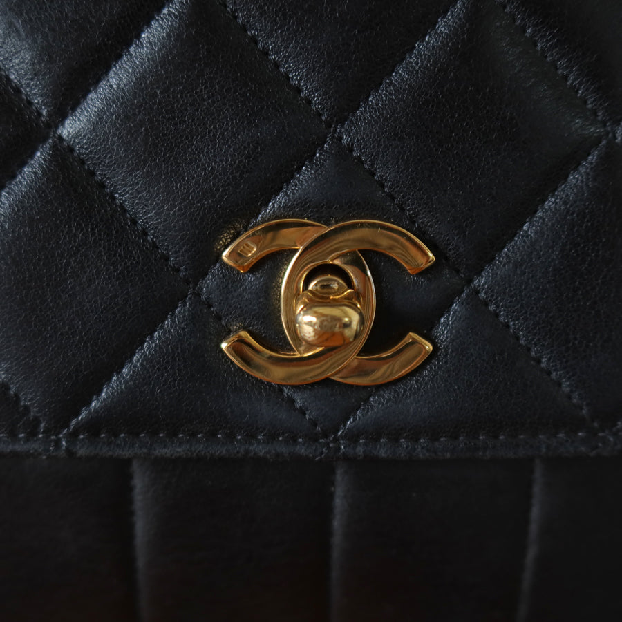 Rare Chanel Vintage Black Lambskin CC Turn Lock Double Quilted Shoulder Bag