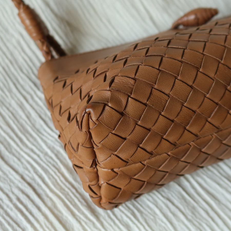 Bottega Veneta Vintage Caramel Brown Intrecciato Mini Pochette Clutch Shoulder Bag