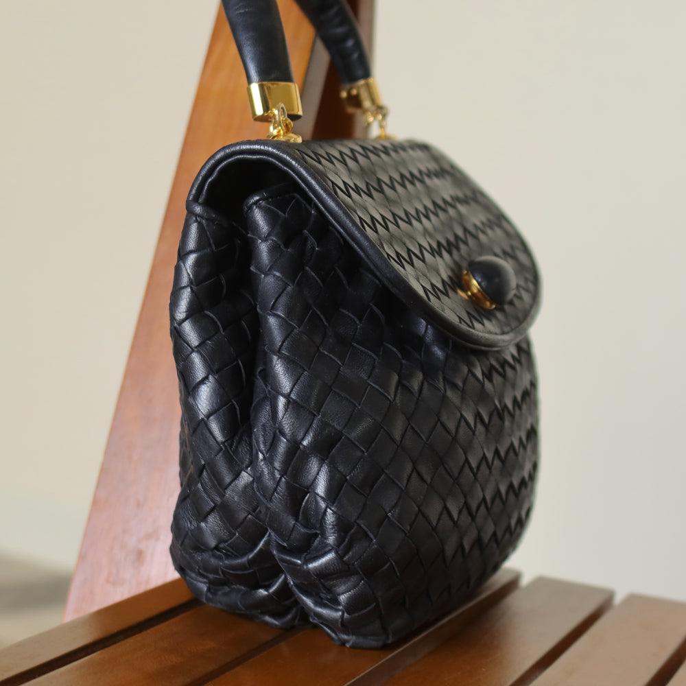 Bottega Veneta Vintage Black Intrecciato Weave Turn Lock Hand Bag M