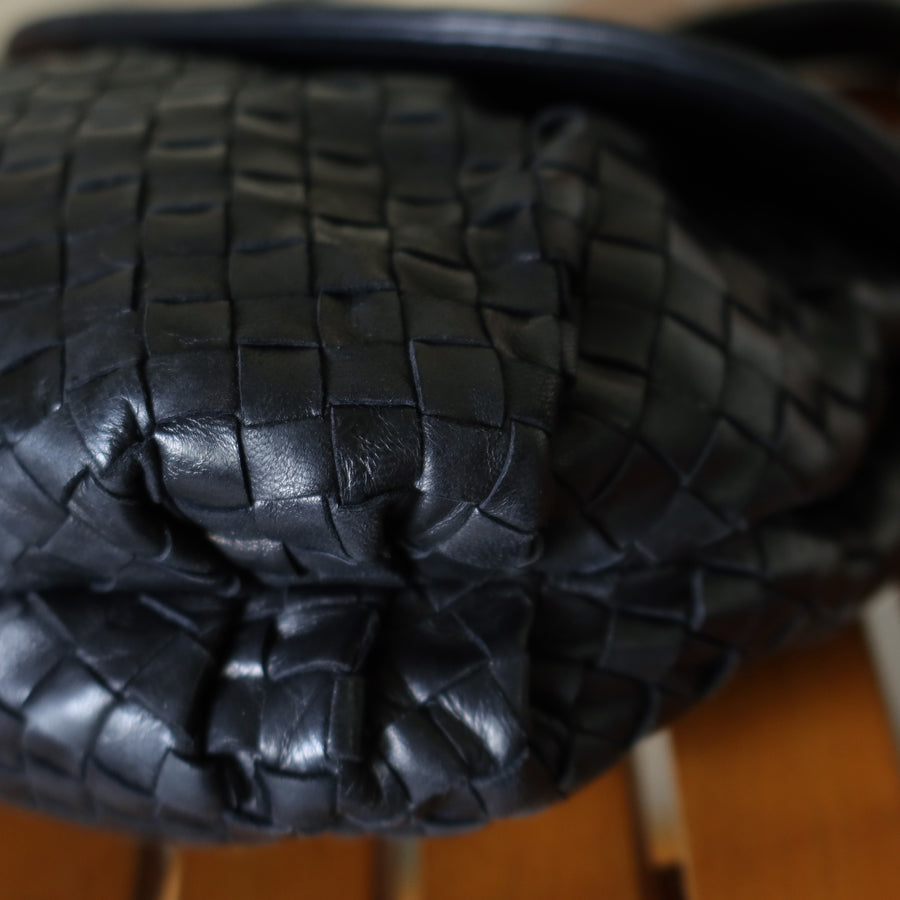 Bottega Veneta Vintage Black Intrecciato Weave Turn Lock Hand Bag M
