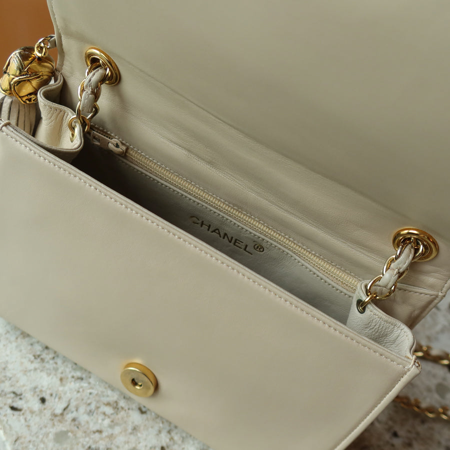 Chanel Vintage Matelasse Quilted Coco mark Light Beige Lambskin Flap Bag