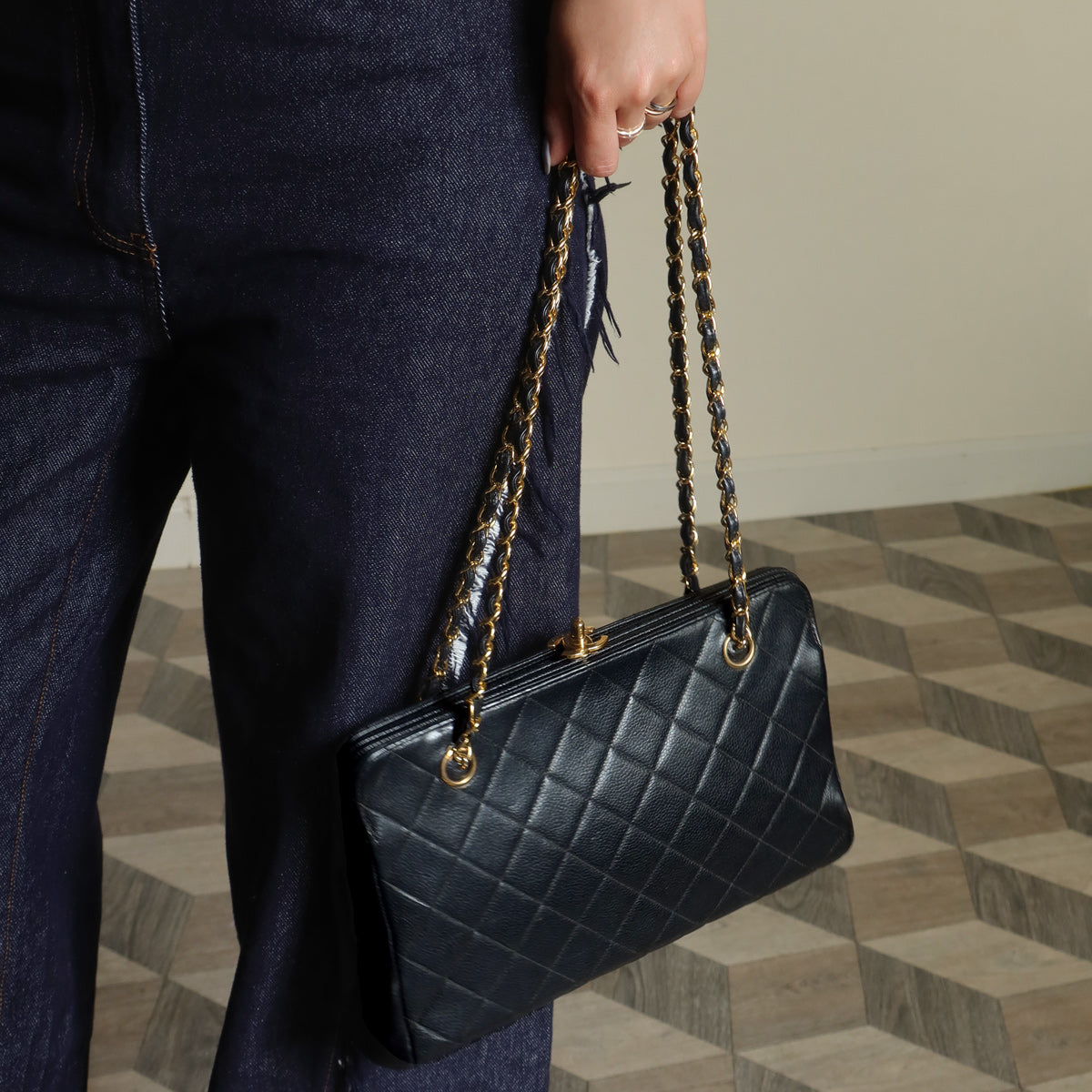 Vintage Chanel Black Caviar Leather Matelassé CC Turn lock Double Chain Shoulder Bag