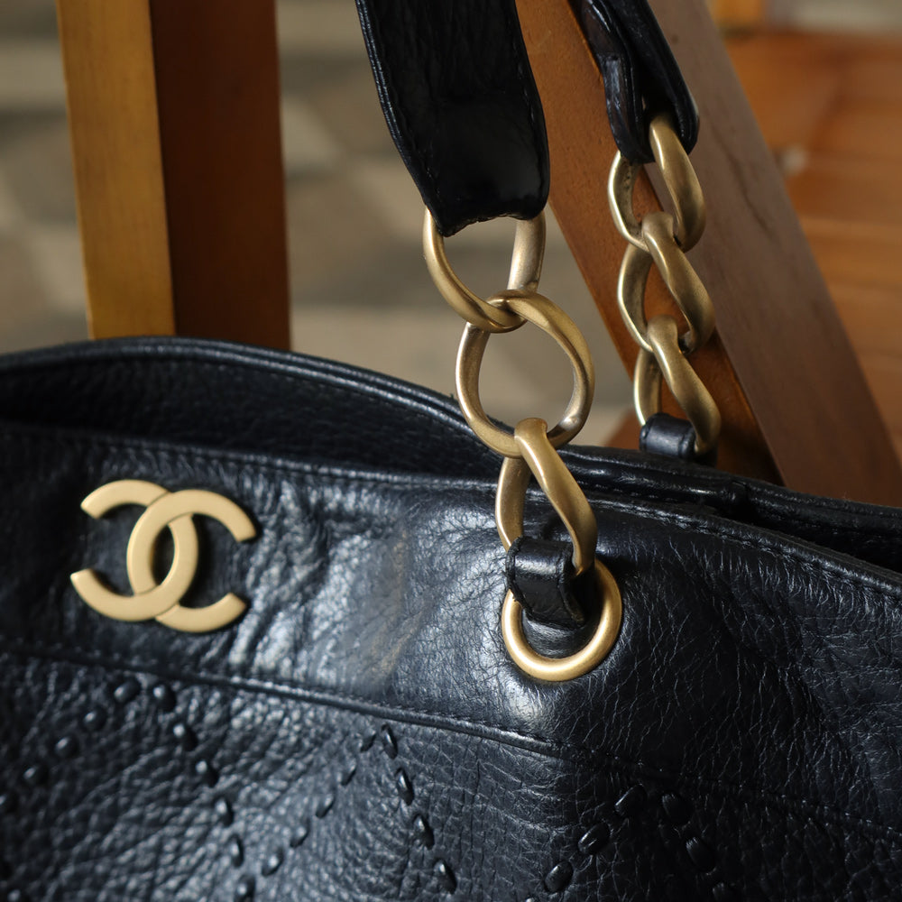 Chanel Vintage Black Diamond Stitched CC mark Large Shoulder Tote Bag