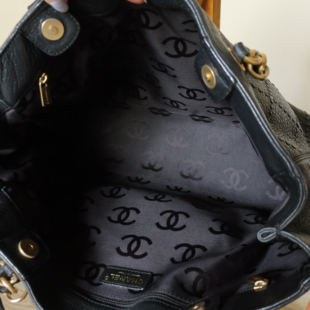 Chanel Vintage Black Diamond Stitched CC mark Large Shoulder Tote Bag