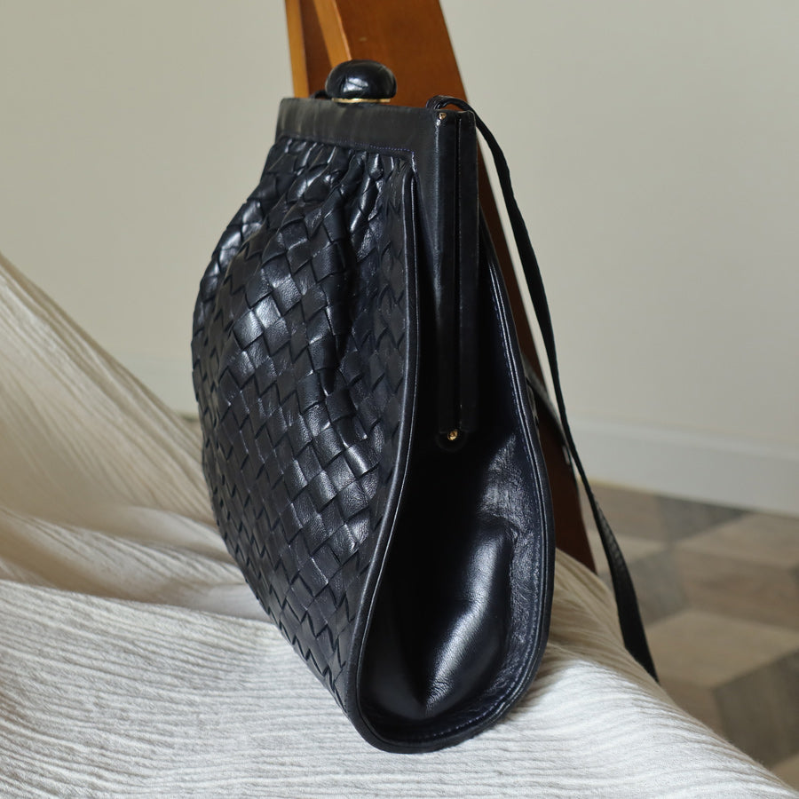 Bottega Veneta Vintage Black Intrecciato Weave Kiss Lock 2way Crossbody Bag