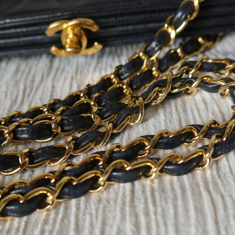 Vintage Chanel Black Caviar Leather Matelassé CC Turn lock Double Chain Shoulder Bag