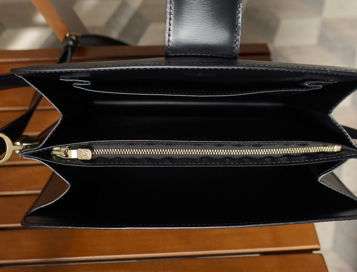 Louis Vuitton Vinage Black Epi Leather Capuchin Shoulder Bag