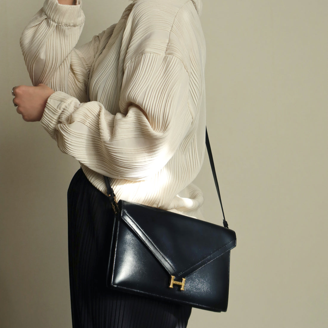 Vintage Hermès Black Box Calf Leather Lydie 2-way Clutch Bag