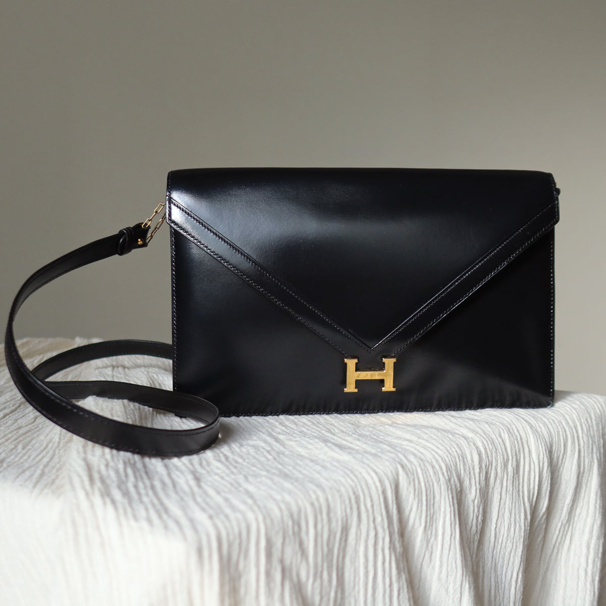 Vintage Hermès Black Box Calf Leather Lydie 2-way Clutch Bag
