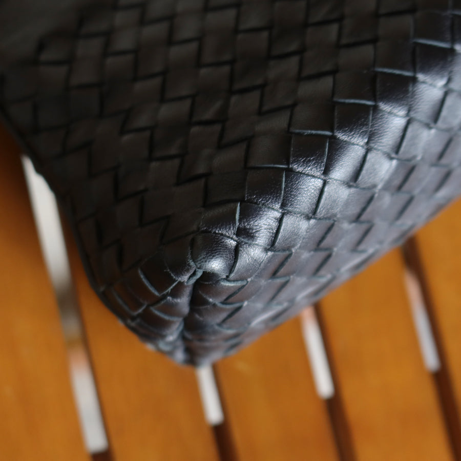 Bottega Veneta Vintage Black Intrecciato Weave Pochette Clutch Shoulder Bag