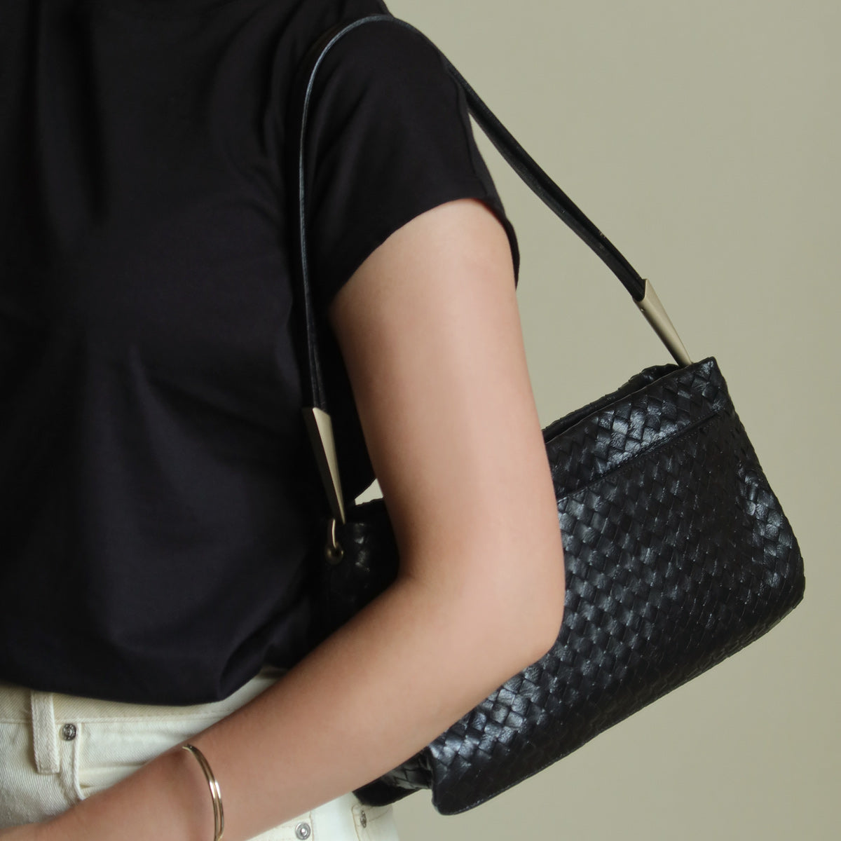 Bottega Veneta Vintage Black Leather Intrecciato Sardine Pochette Shoulder Bag