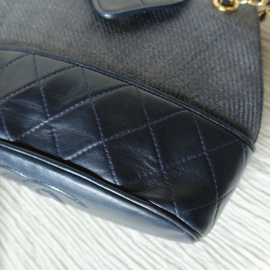 Rare Vintage Chanel Dark Navy Lambskin Raffia Woven Diamond stitched CC mark Flap Bag