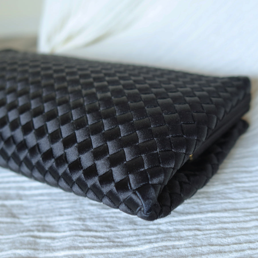 Rare Bottega Veneta Vintage Satin Intrecciato Kiss Lock Clutch 2 way Shoulder Bag