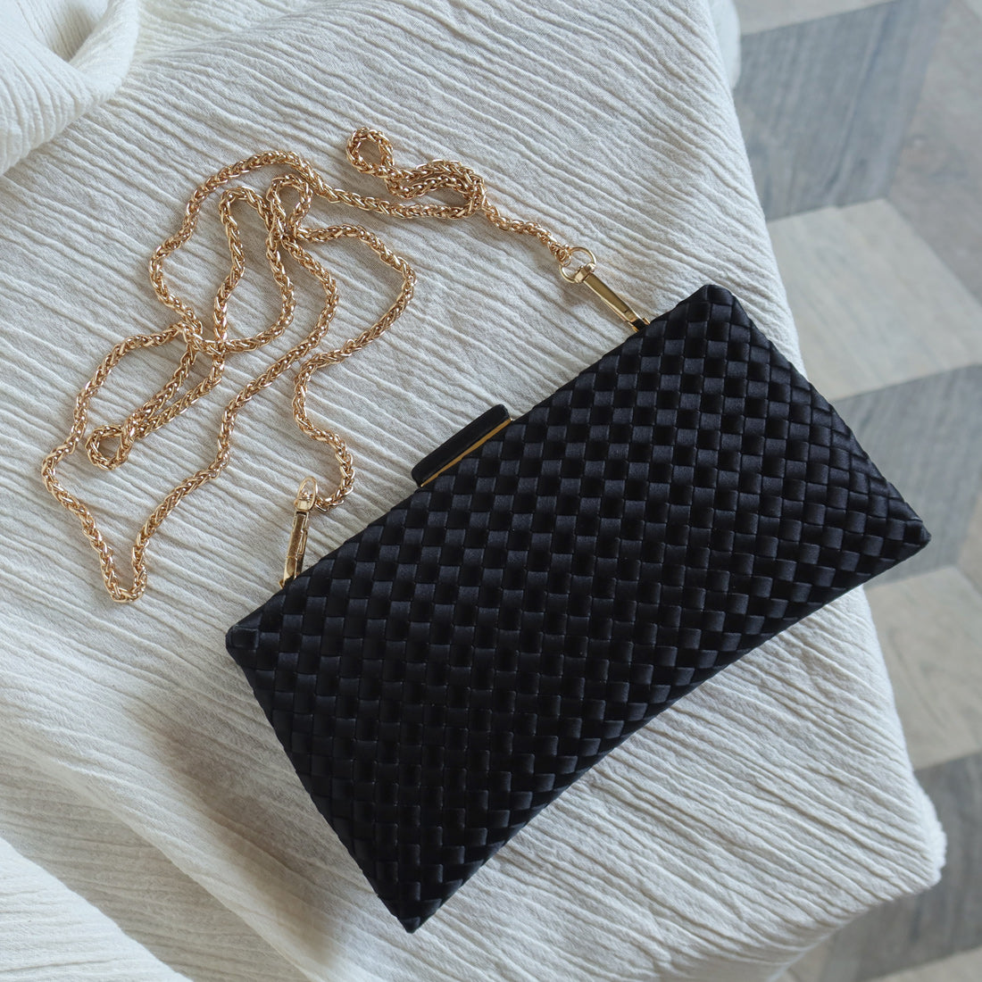 Rare Bottega Veneta Vintage Satin Intrecciato Kiss Lock Clutch 2 way Shoulder Bag