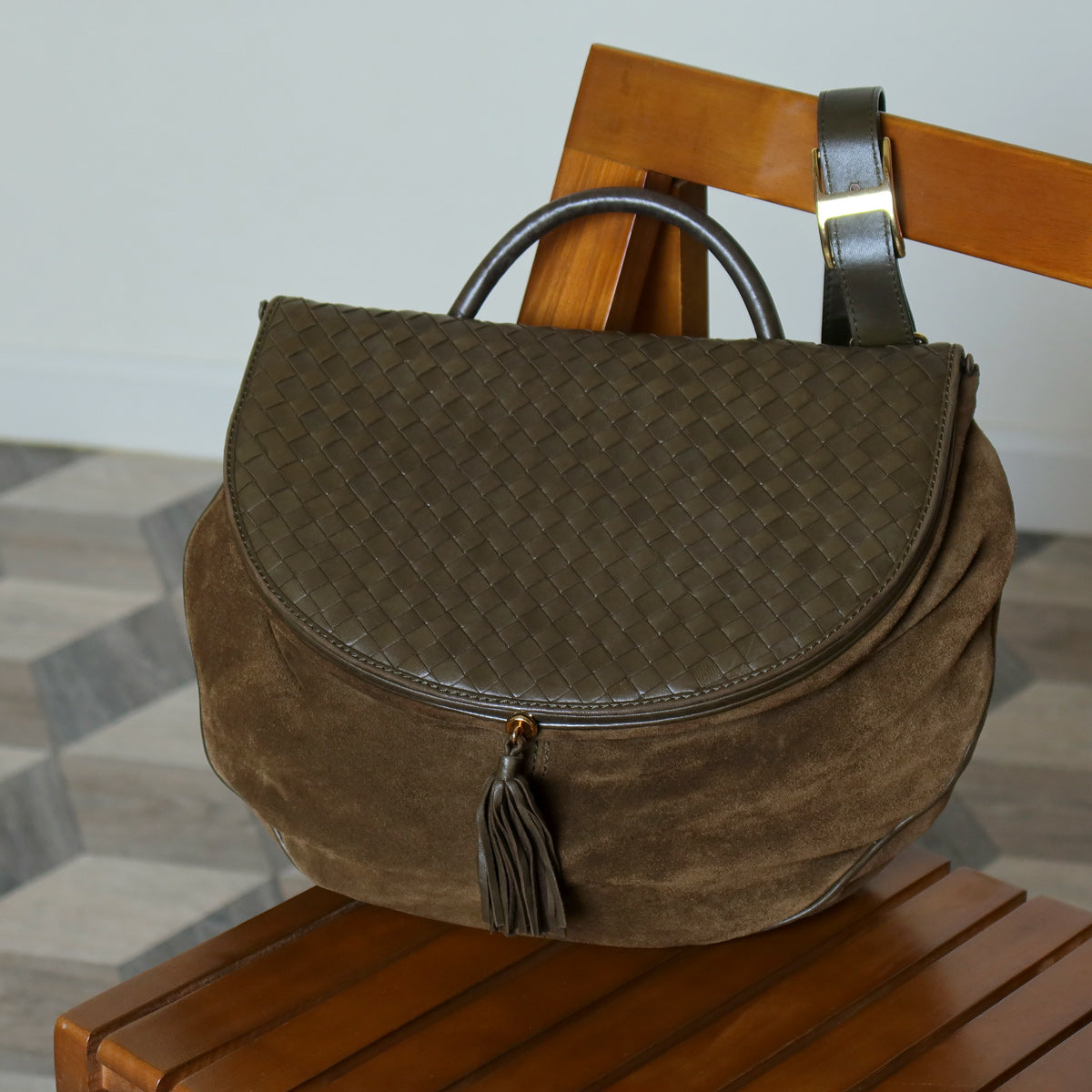 Rare Bottega Veneta Vintage Olive Brown Intrecciato Kiss Lock Half Moon Hobo Bag