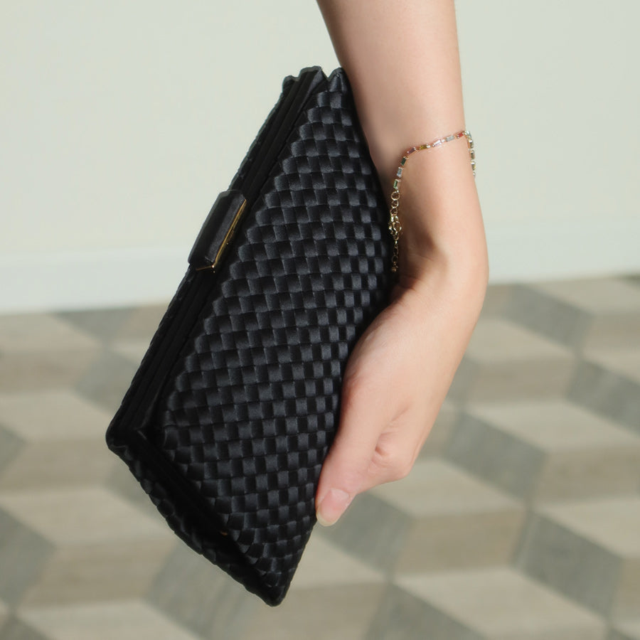 Rare Bottega Veneta Vintage Satin Intrecciato Kiss Lock Clutch 2 way Shoulder Bag