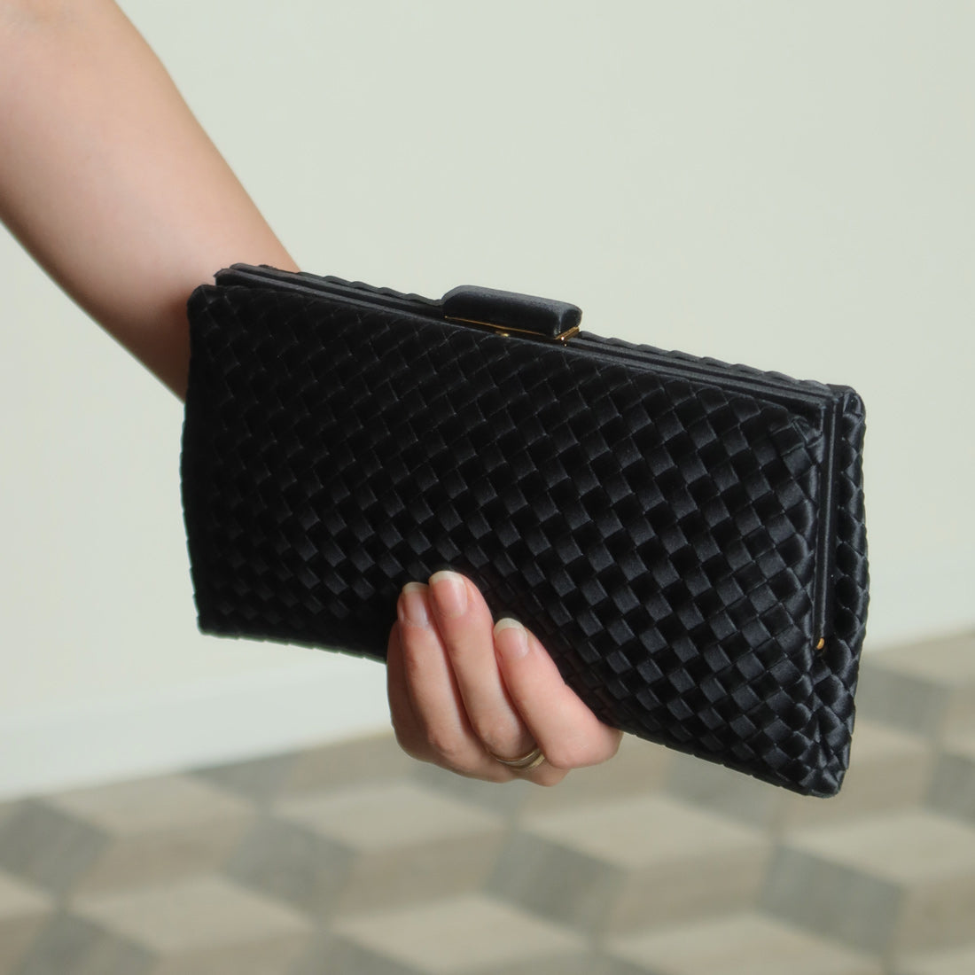 Rare Bottega Veneta Vintage Satin Intrecciato Kiss Lock Clutch 2 way Shoulder Bag
