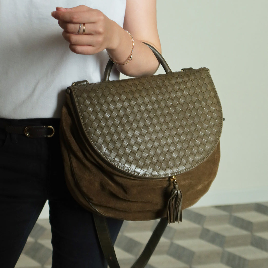 Rare Bottega Veneta Vintage Olive Brown Intrecciato Kiss Lock Half Moon Hobo Bag