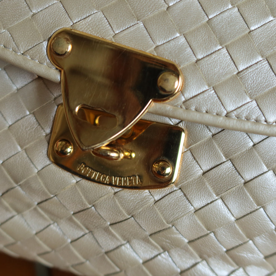 Vintage Bottega Veneta Shimmer Ivory Intrecciato Weave Top Handle Bag M