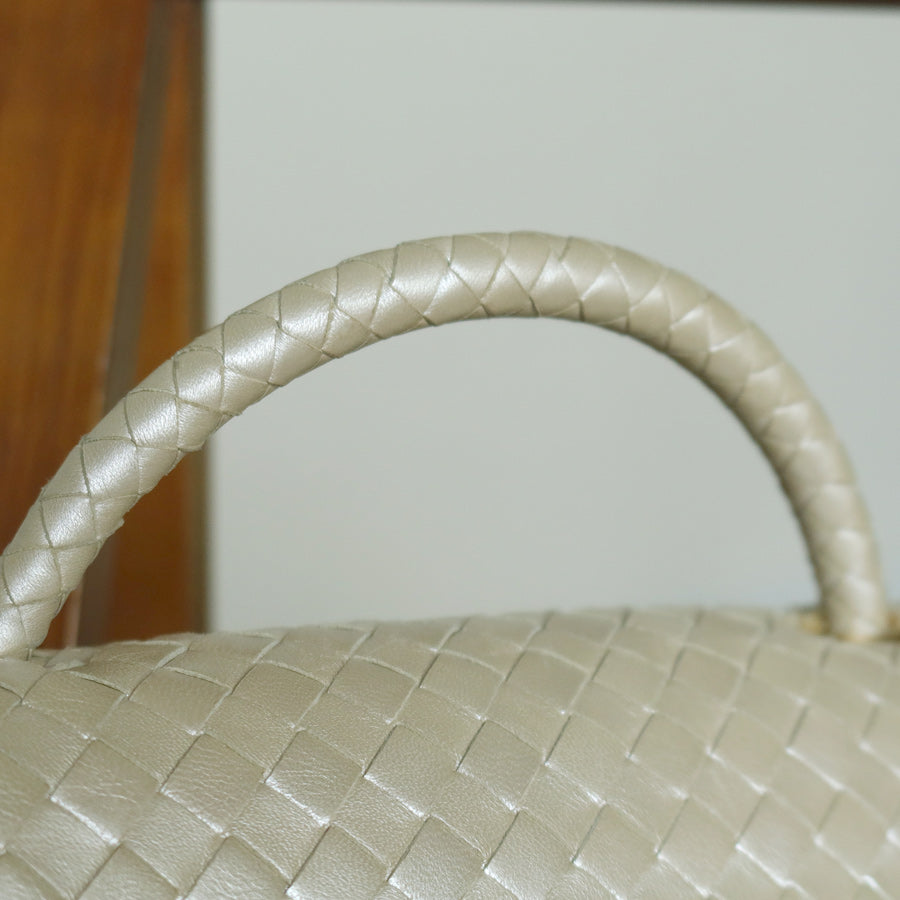 Vintage Bottega Veneta Shimmer Ivory Intrecciato Weave Top Handle Bag M