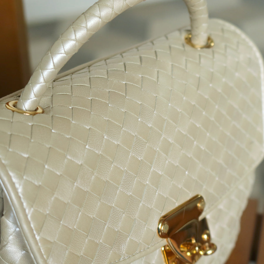 Vintage Bottega Veneta Shimmer Ivory Intrecciato Weave Top Handle Bag M