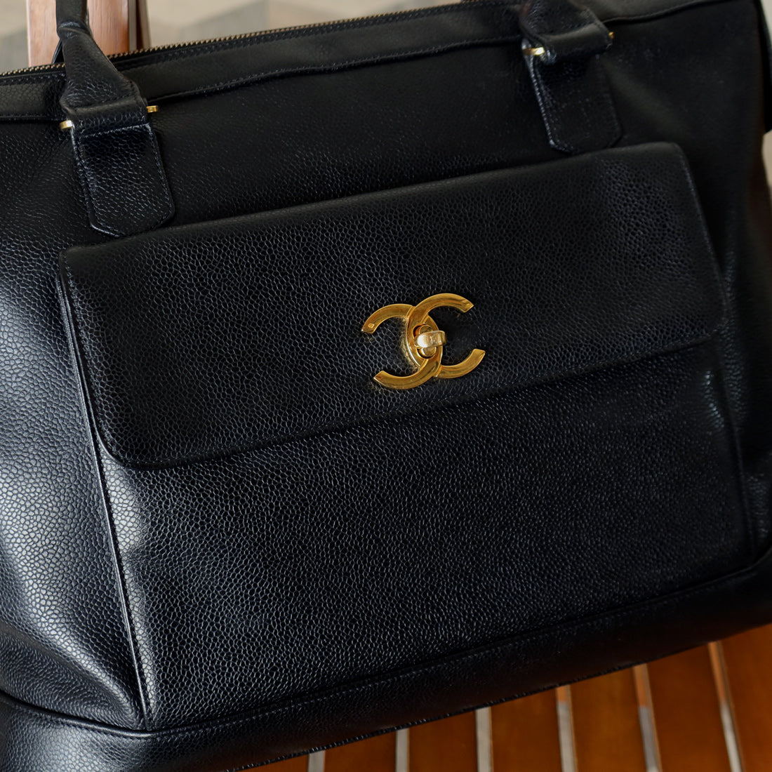 Vintage Chanel Black Caviar CC Turn lock Double sided XL Shoulder Bag