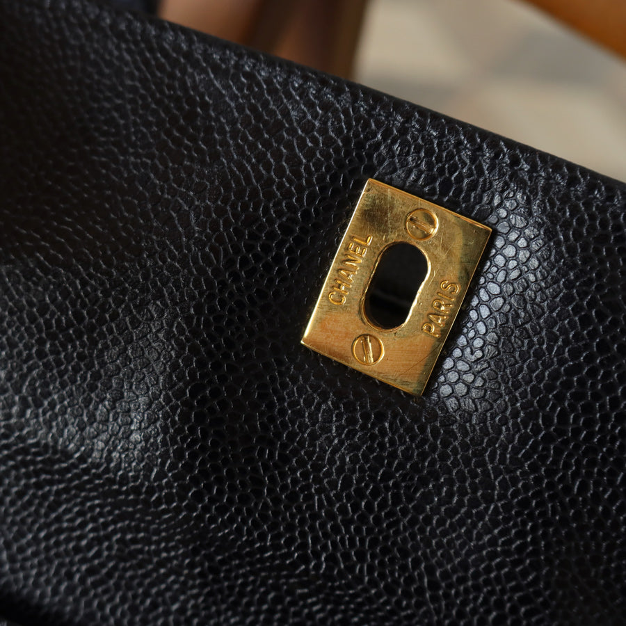 Vintage Chanel Black Caviar CC Turn lock Double sided XL Shoulder Bag