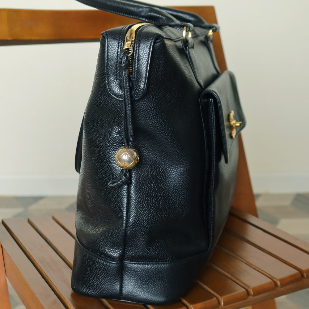 Vintage Chanel Black Caviar CC Turn lock Double sided XL Shoulder Bag