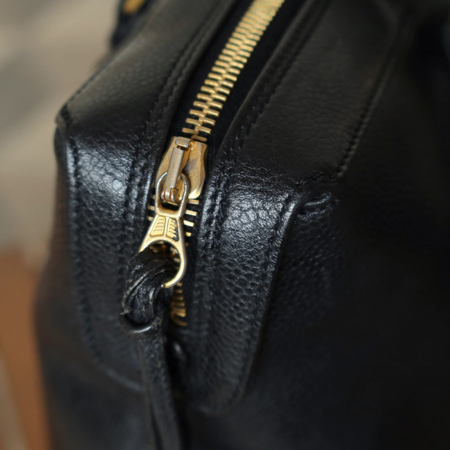Vintage Chanel Black Caviar CC Turn lock Double sided XL Shoulder Bag