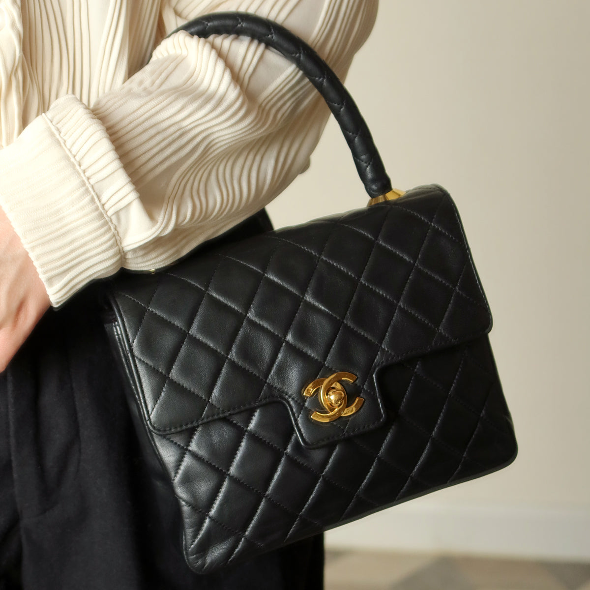 Vintage Chanel Black Lambskin Matelassé CC Turn lock Classic Mini Kelly Bag
