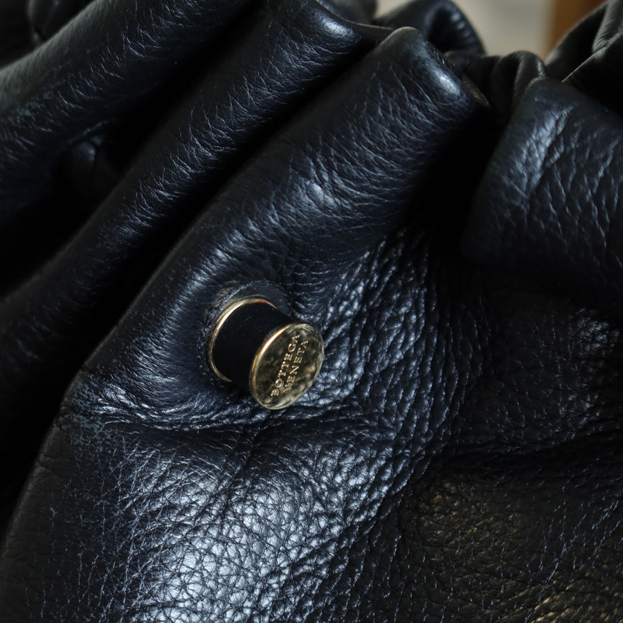 Bottega Veneta Vintage Black Intrecciato Braided Strap Hobo style Shoulder Bag