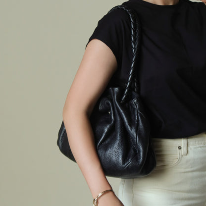Bottega Veneta Vintage Black Intrecciato Braided Strap Hobo style Shoulder Bag