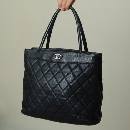 Chanel Vintage Black Caviar Diamond quilted CC mark Shoulder Tote Bag