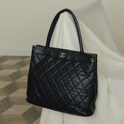 Chanel Vintage Black Caviar Diamond quilted CC mark Shoulder Tote Bag