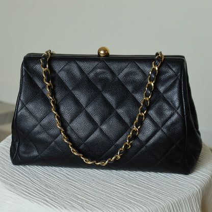 Vintage Chanel Black Caviar Matelassé CC logo Kiss Lock Double Chain Shoulder Bag