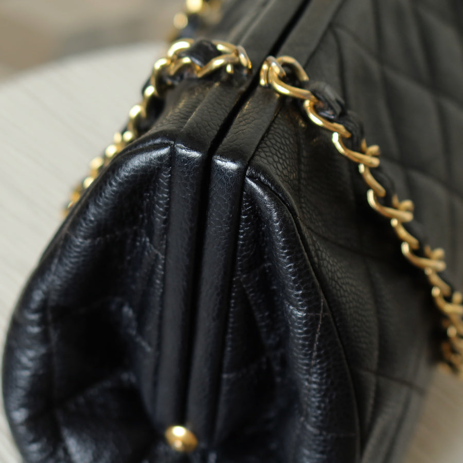 Vintage Chanel Black Caviar Matelassé CC logo Kiss Lock Double Chain Shoulder Bag