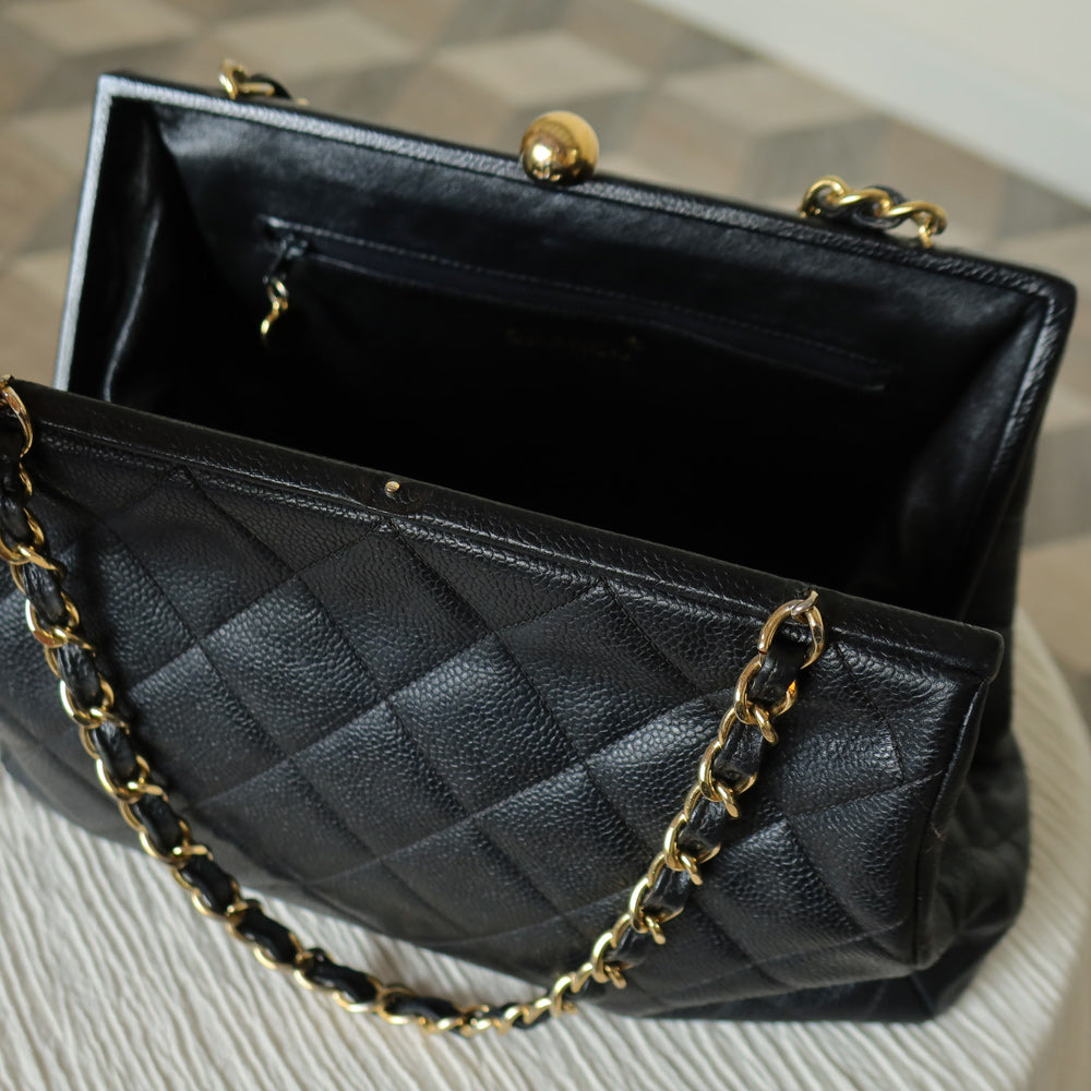 Vintage Chanel Black Caviar Matelassé CC logo Kiss Lock Double Chain Shoulder Bag