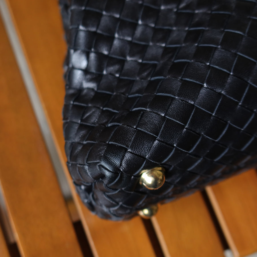 Bottega Veneta Vintage Black Leather Intrecciato Kiss Lock Top Handle Bag M