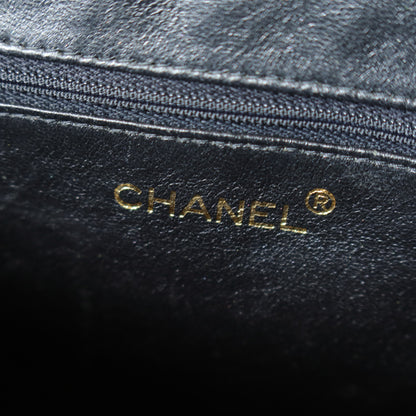 Vintage Chanel Black Caviar Matelassé CC logo Kiss Lock Double Chain Shoulder Bag