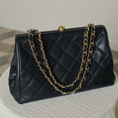 Vintage Chanel Black Caviar Matelassé CC logo Kiss Lock Double Chain Shoulder Bag