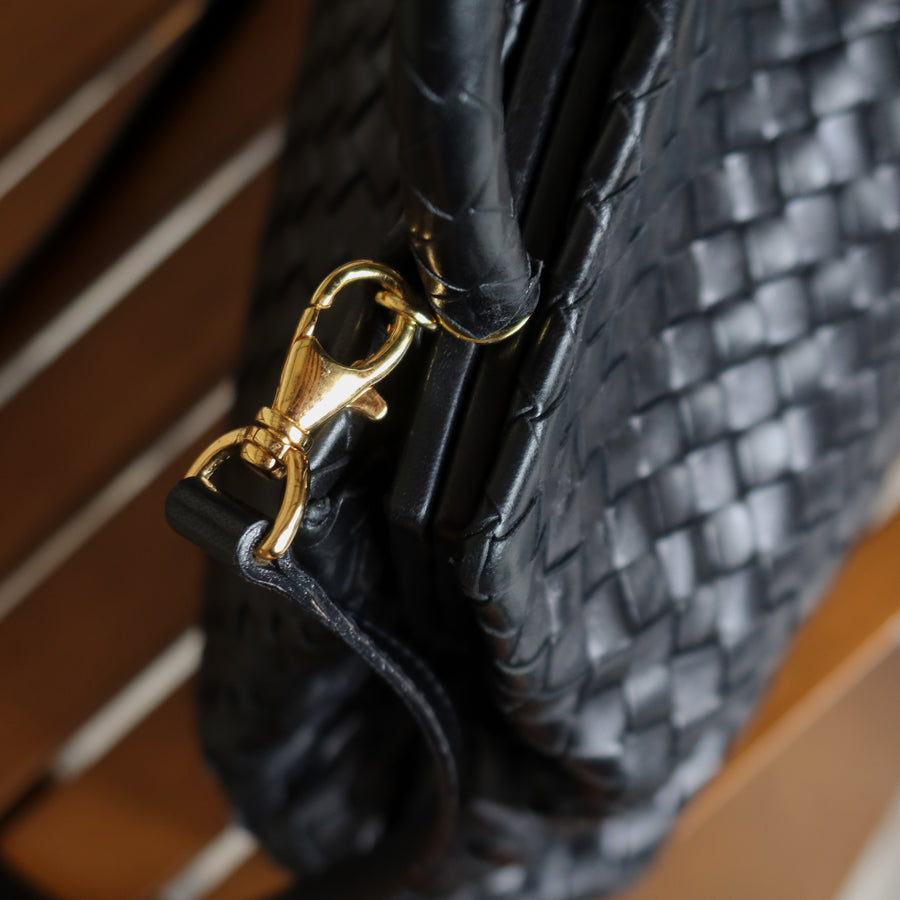 Bottega Veneta Vintage Black Leather Intrecciato Kiss Lock Top Handle Bag M