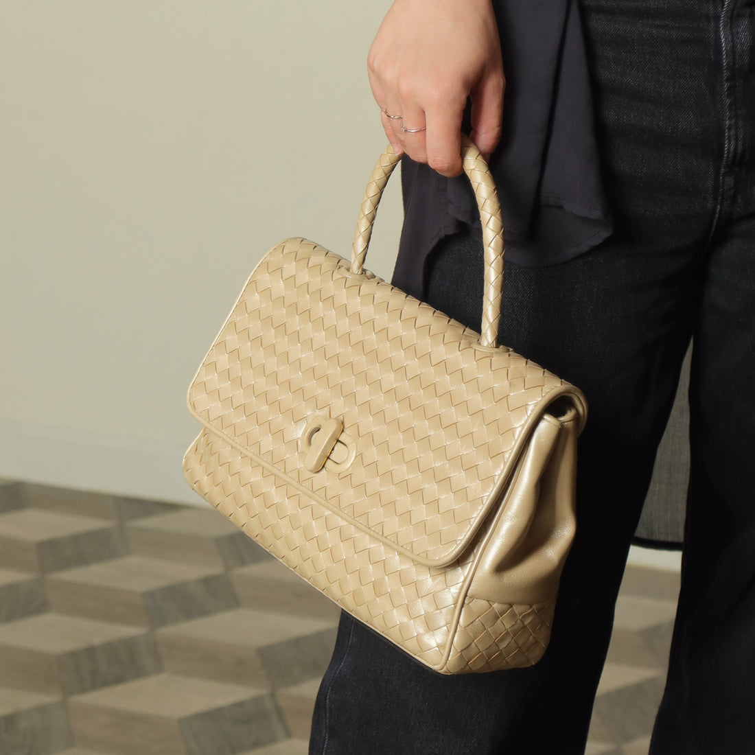 Bottega Veneta Vintage Shimmery Champagne Leather Intrecciato Turn Lock Braided Top Handle Bag