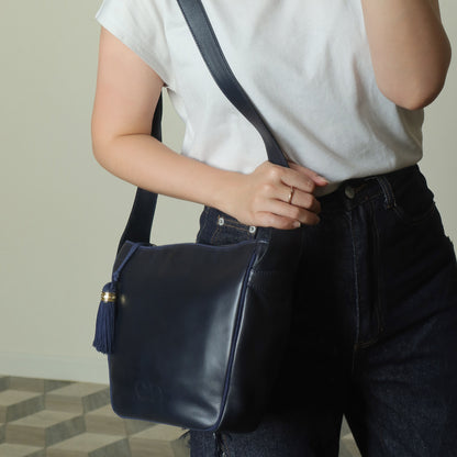 Christian Dior Vintage Navy Fringe Charm CD logo Leather Crossbody Sling Bag