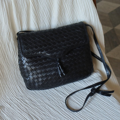 Bottega Veneta Vintage Black Intrecciato Weave Pochette Crossbody Flap Bag