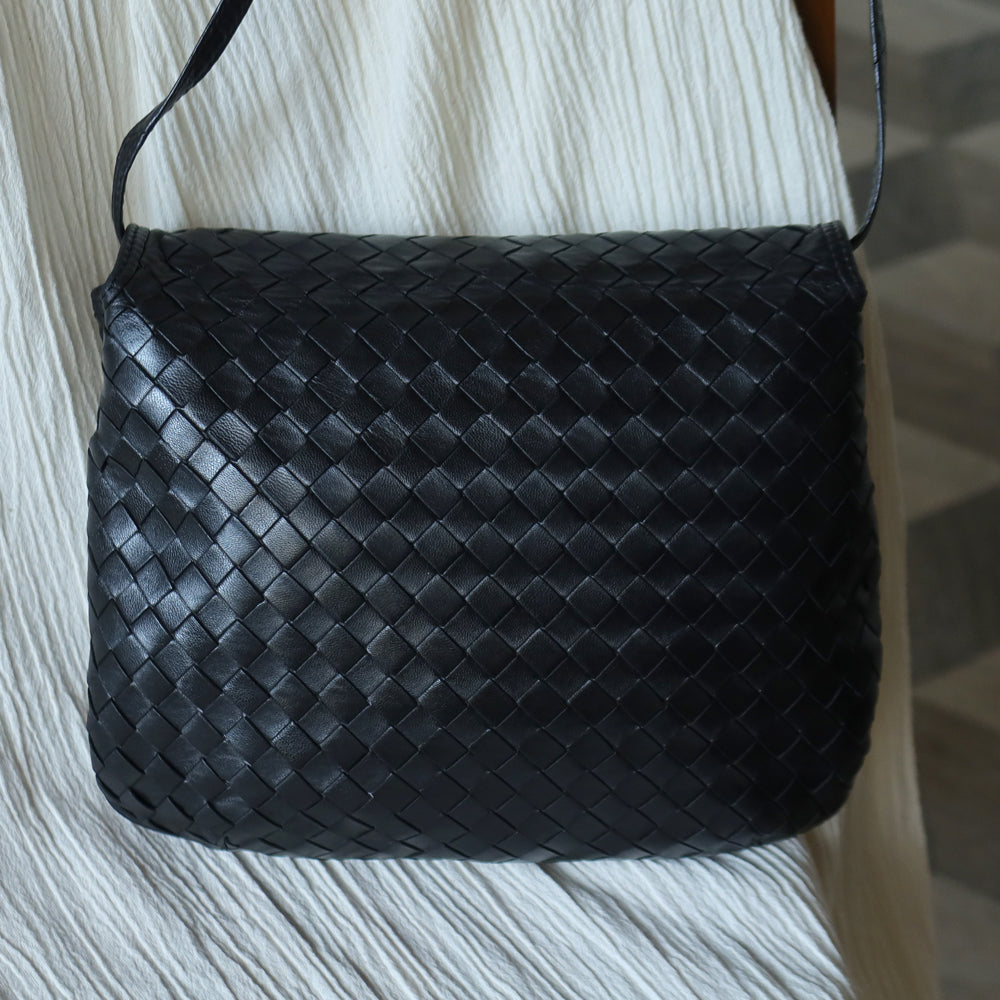 Bottega Veneta Vintage Black Intrecciato Weave Pochette Crossbody Flap Bag