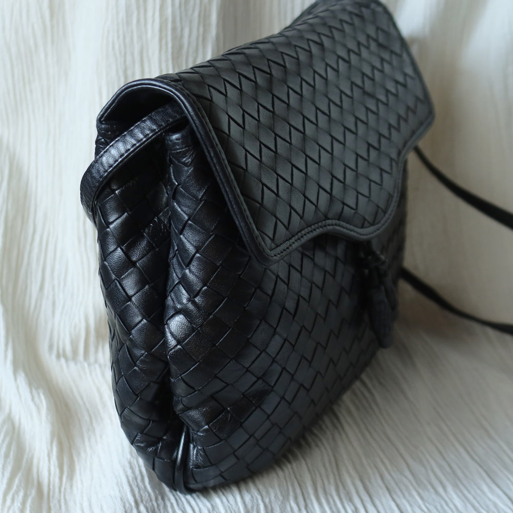 Bottega Veneta Vintage Black Intrecciato Weave Pochette Crossbody Flap Bag
