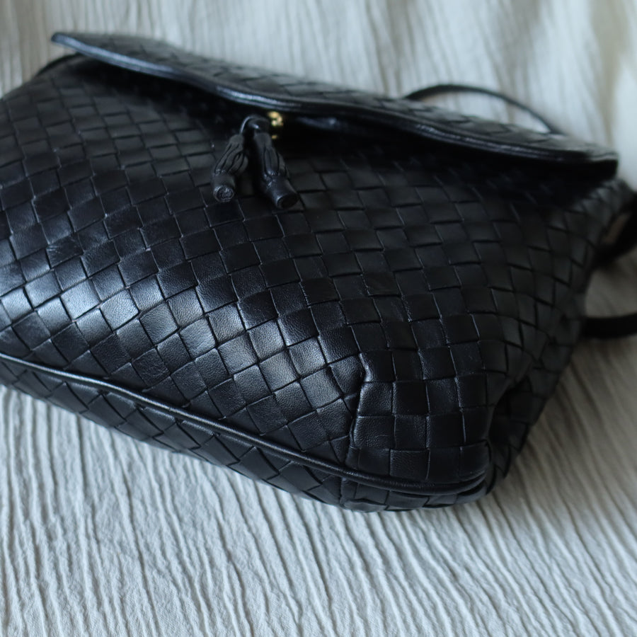 Bottega Veneta Vintage Black Intrecciato Weave Pochette Crossbody Flap Bag