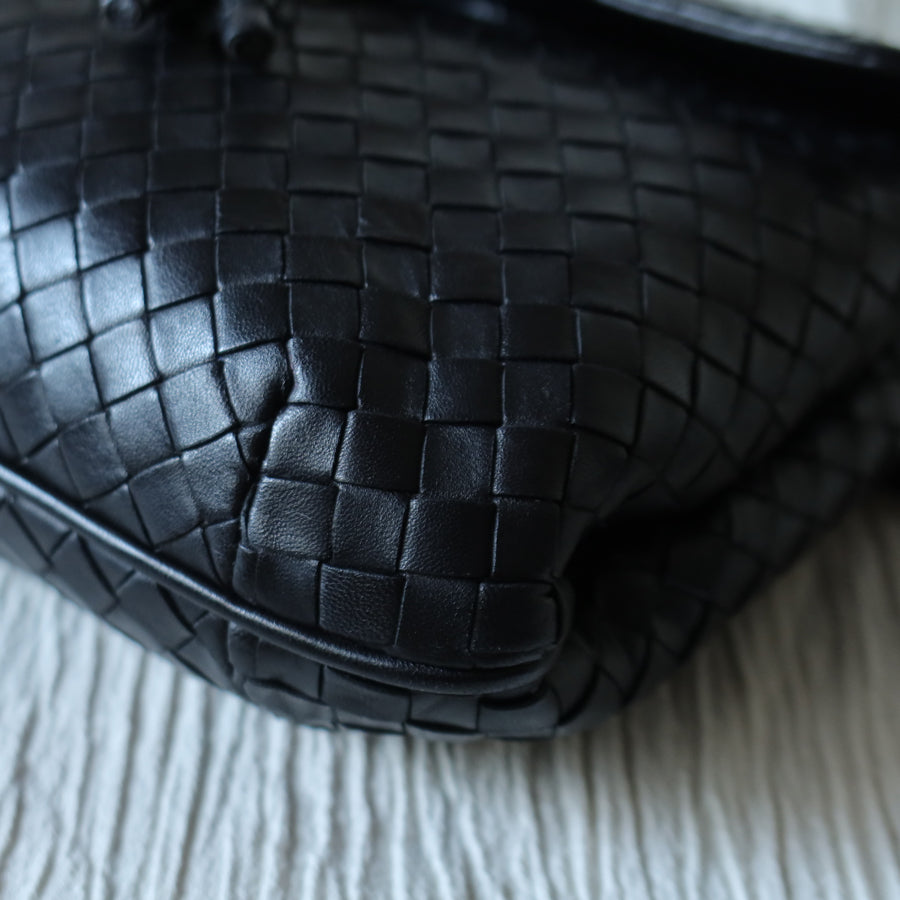 Bottega Veneta Vintage Black Intrecciato Weave Pochette Crossbody Flap Bag
