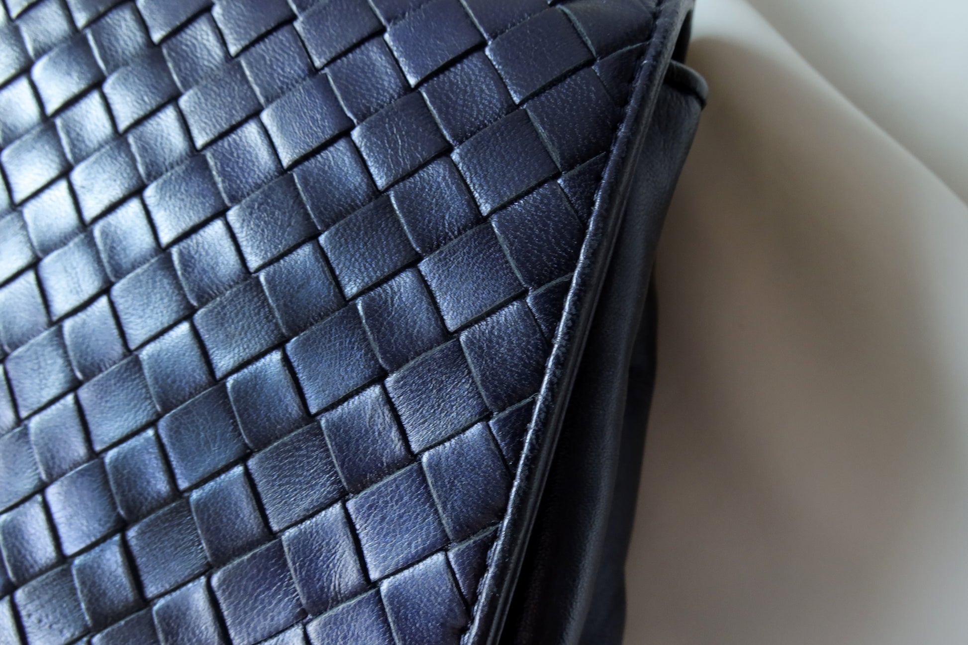 Bottega Veneta Vintage Intrecciato Weave Turnlock Flap Bag 12