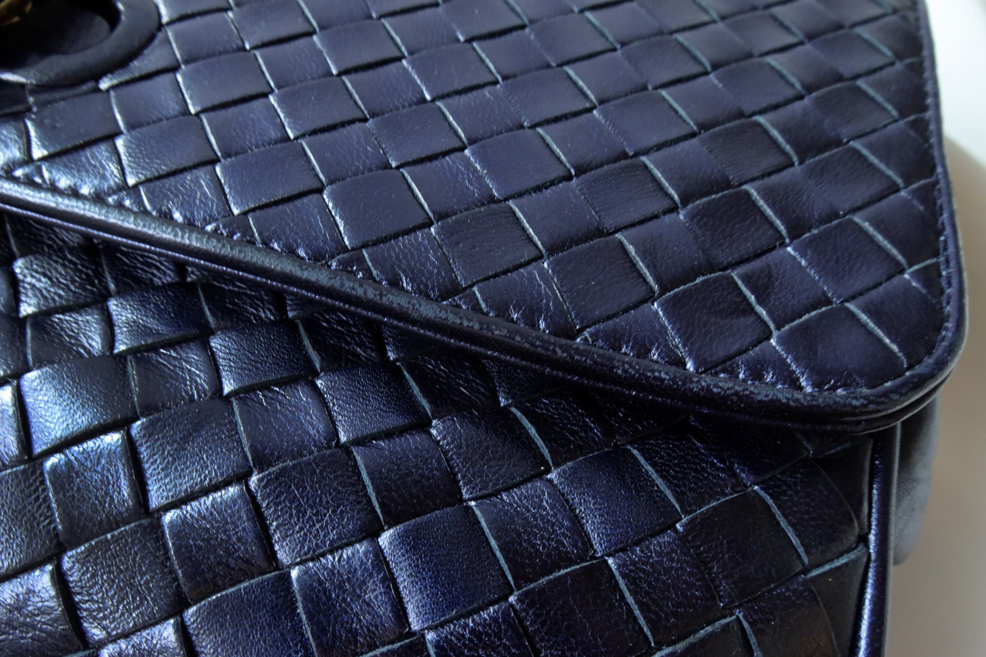 Bottega Veneta Vintage Intrecciato Weave Turnlock Flap Bag 11